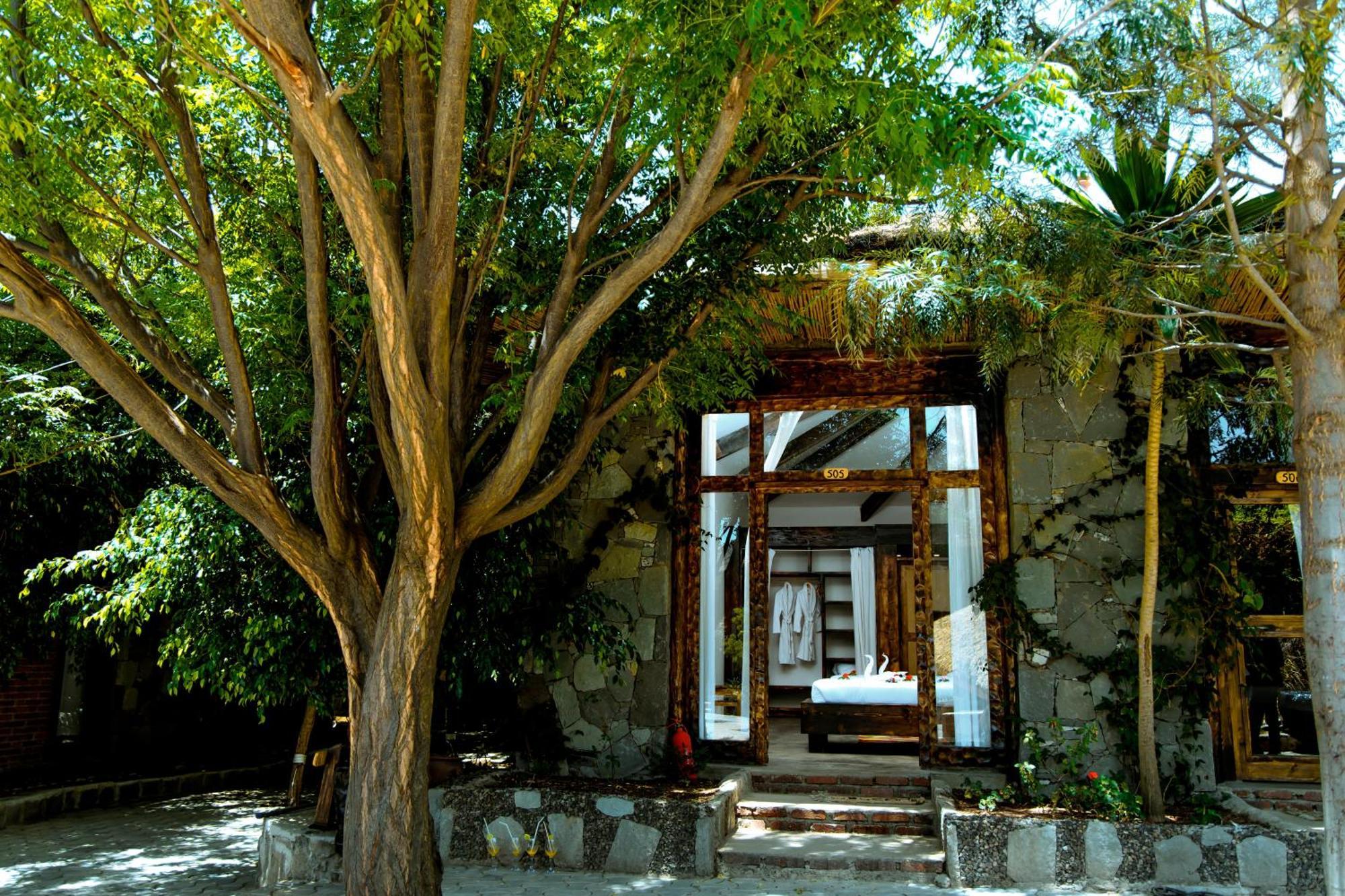 Kuriftu Resort And Spa Bishoftu Exterior foto